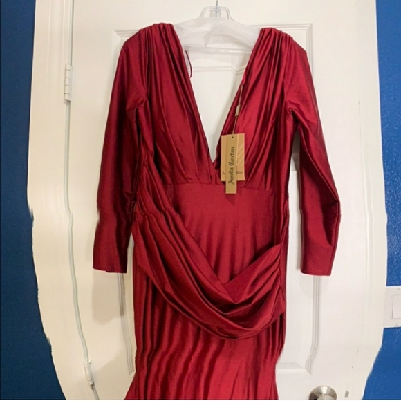 Amelia Couture prom dress - Picture 4 of 4